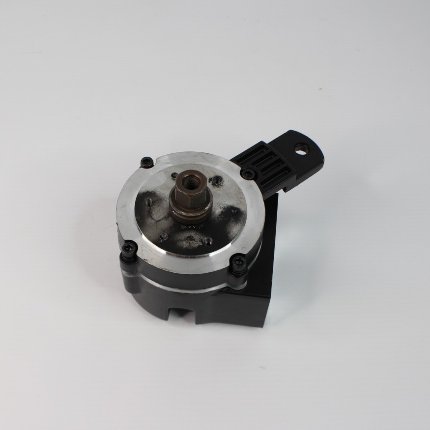 DC425 Редуктор в сборе с крышкой