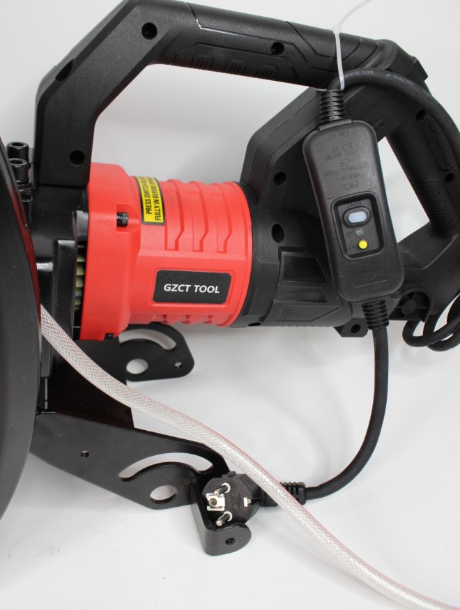 Бесщеточный резчик бетона бетонорез BDC525