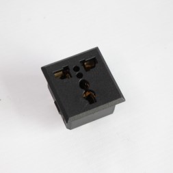 Розетка 3-контактная 16 Ампер