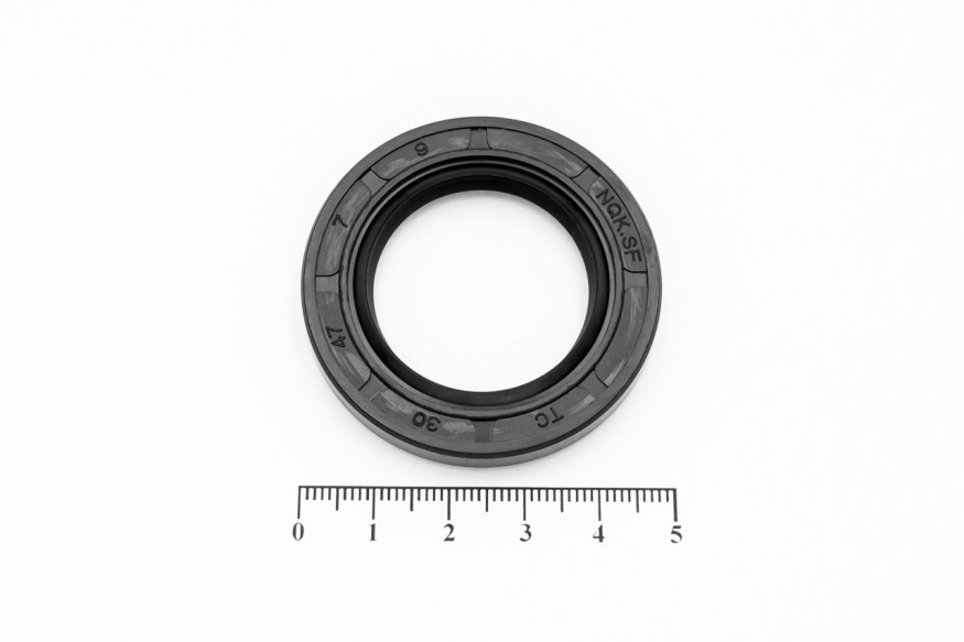 Сальник 30х47х7