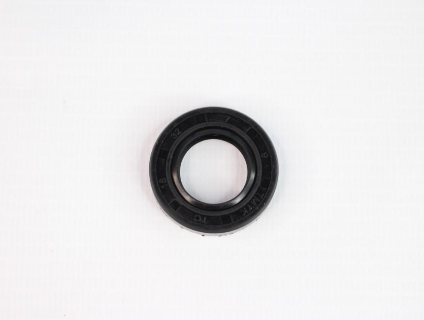 Сальник 18х32х7 AC8400/8500