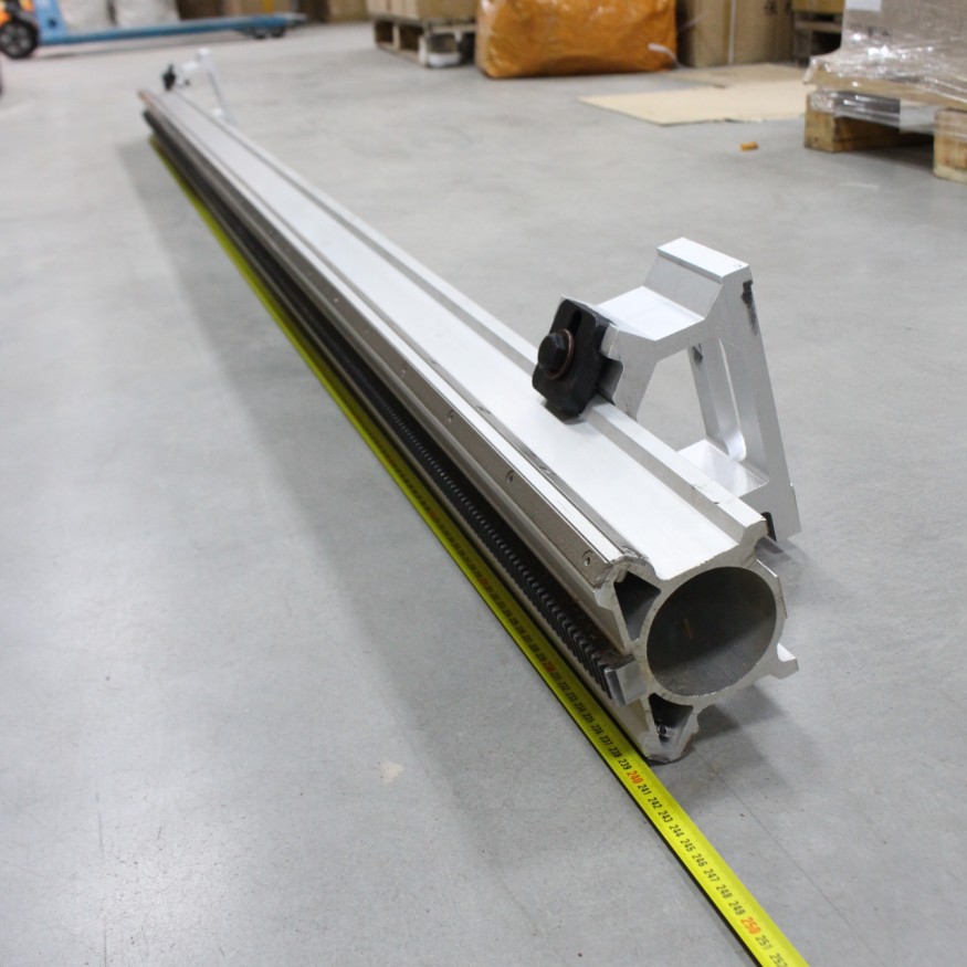 Рельс шина для стенорезного станка 2400мм