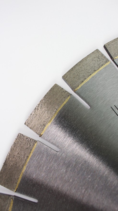 Диск алмазный по бетону 420мм х 25,4мм Premium