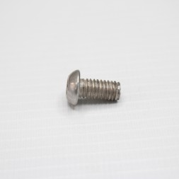 Винт под шестигранник D370