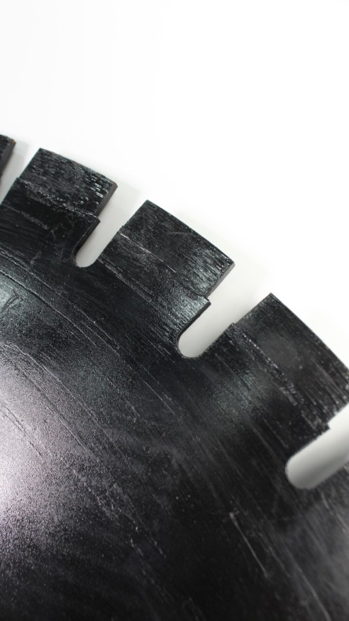 Беcщеточный резчик бетона бетонорез WS710