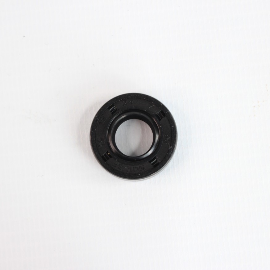 DMP-162D #40 Каркасный сальник ТС 12х24х7