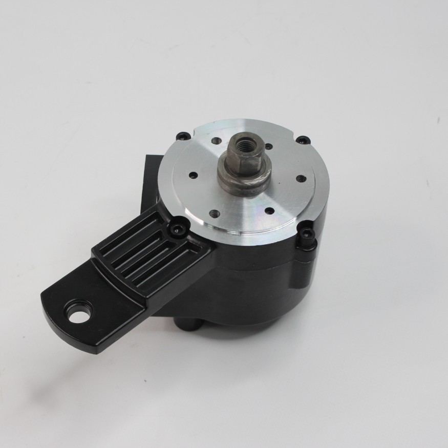 DC625 Редуктор в сборе с крышкой