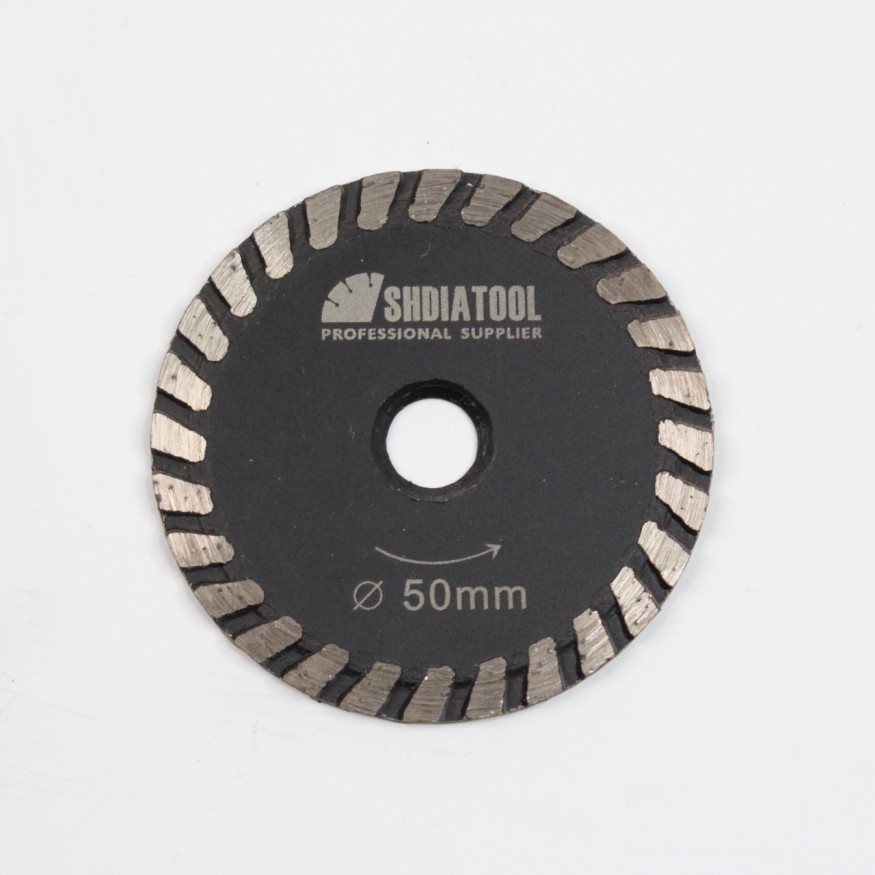 Диск алмазный для плитки 50мм  Высота сегмента 5мм толщина 2,1мм Центральное отверстие 10мм