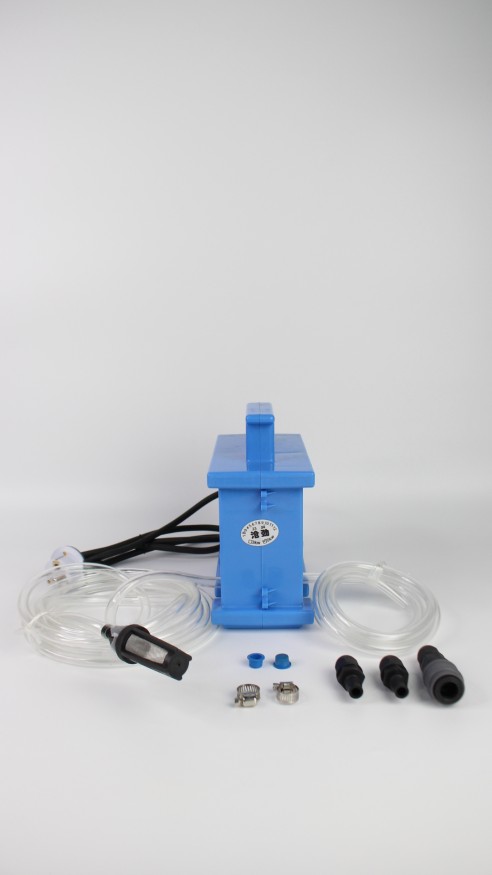 Насос с розеткой и реле держит 5кВт шланг 3,5м